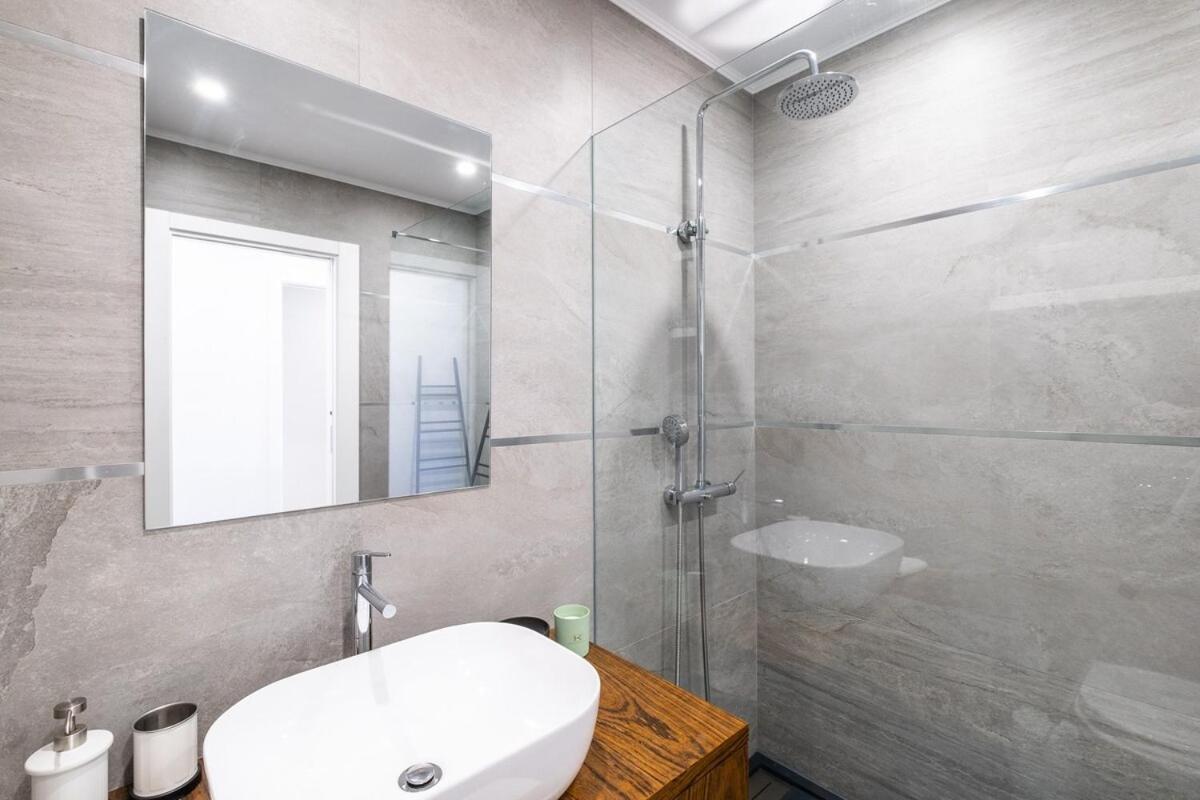 Benjamin Apartment جويا المظهر الخارجي الصورة